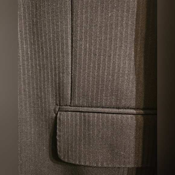 Guy Laroche Paris Pinstripe Black Blazer Guy Laroche - Picture 4 of 5